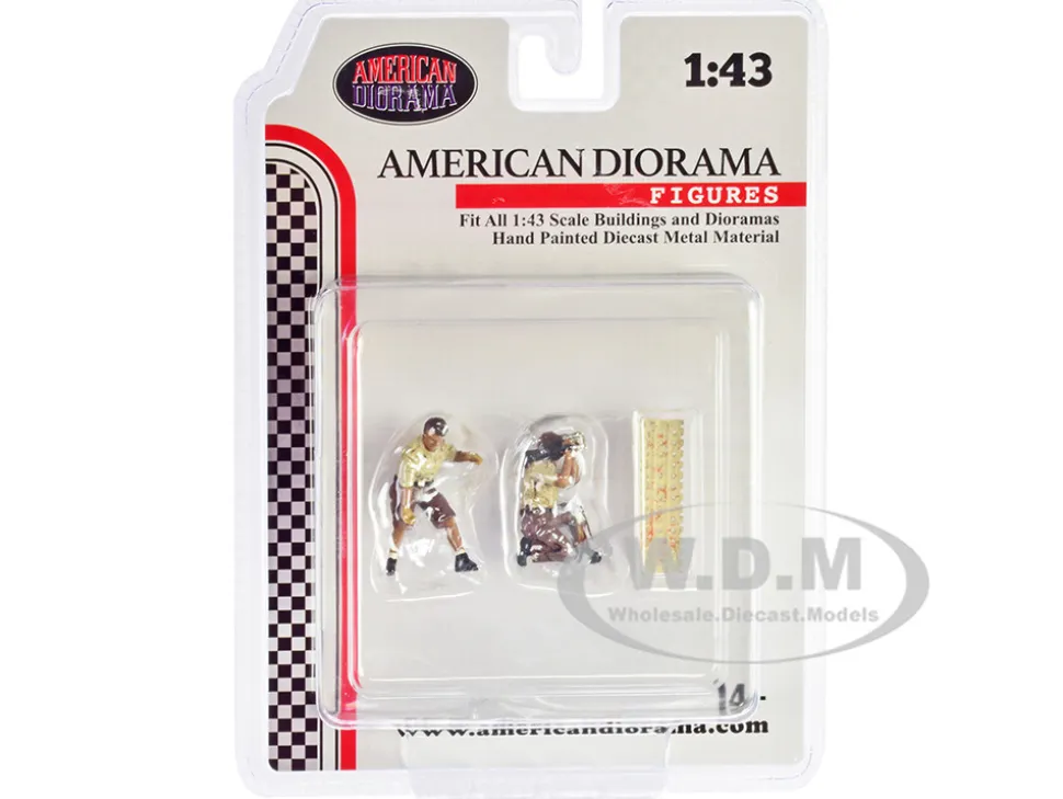 4X4 Mechanics 2 Piece Diecast Figure Set 4 for 1/43 Scale Models American Diorama AD43004